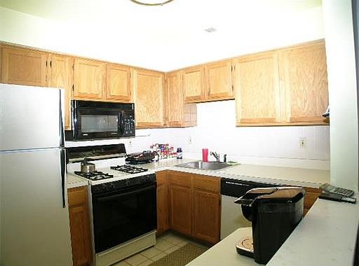 3rd image of 317 Waterford Dr #317