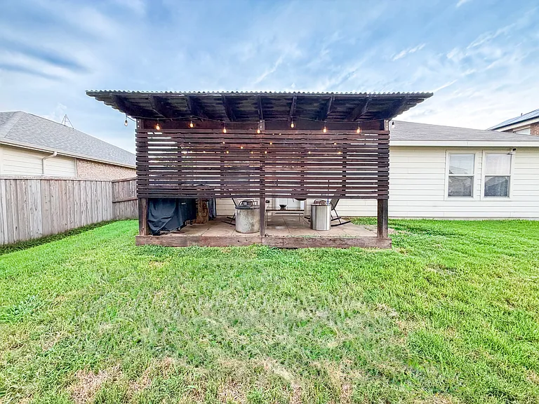 12642 Forest Lawn Rd — Photo 33
