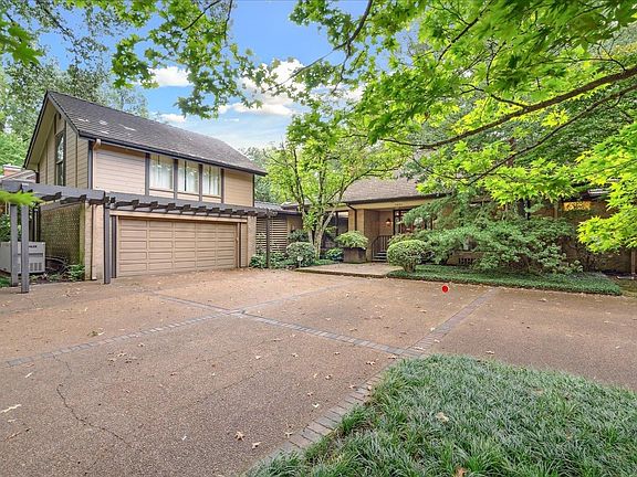 4th image of 3853 S Galloway Dr