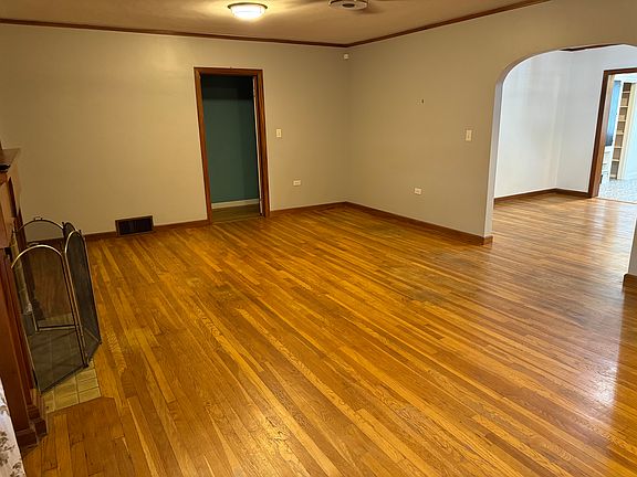 5th image of 1010 S Bonham St