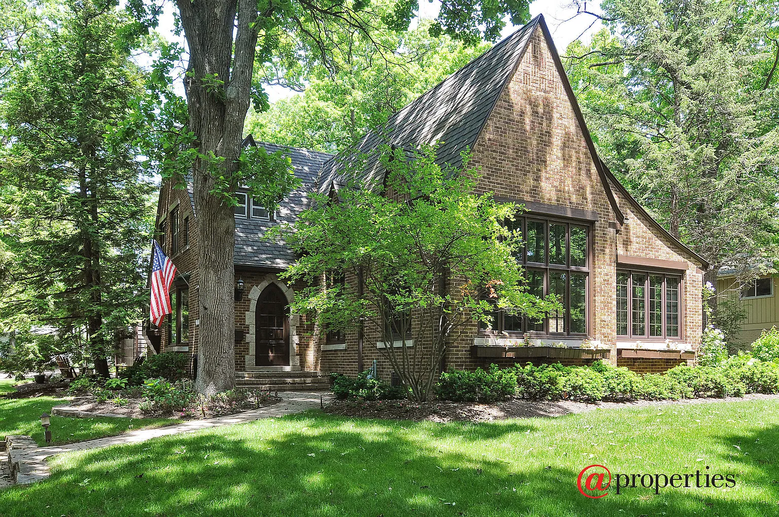 230 E Witchwood Ln photo 1