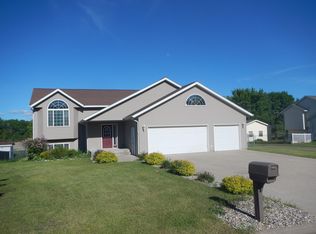 705 Broadway Ave, Detroit Lakes, MN 56501