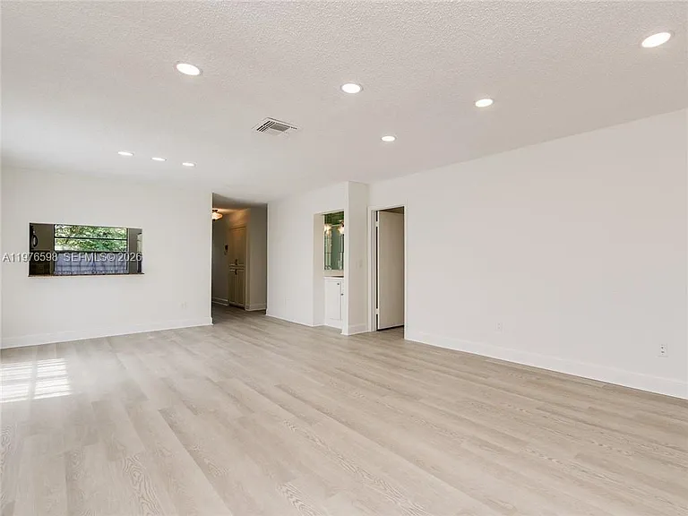21559 Cypress Hammock Dr #44J — Photo 38