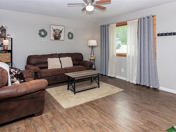 4th image of 5090 Ridgeview Dr