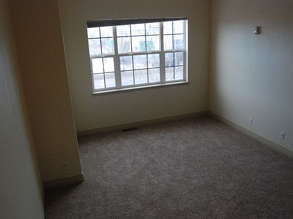 Master Bedroom1