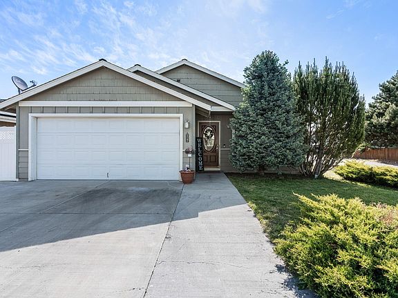 2nd image of 693 SE White Pine Way #55