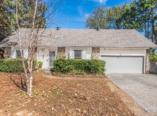 16 Piney Cove Mnr, Maumelle, AR 72113