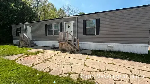 2088 E Empire Ave Photo 1