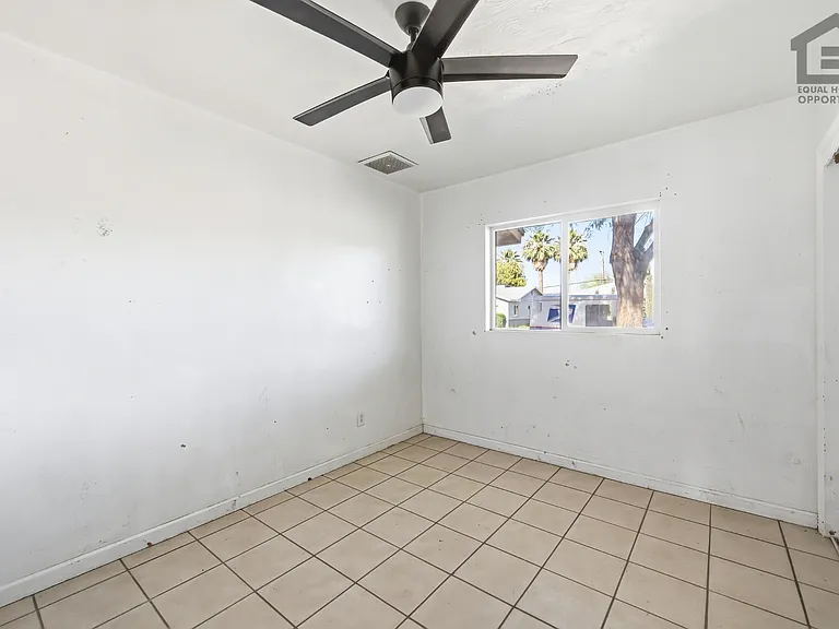 6532 N 19th Dr — Photo 16