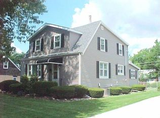 28 E Palmer Ave, Northlake, IL 60164