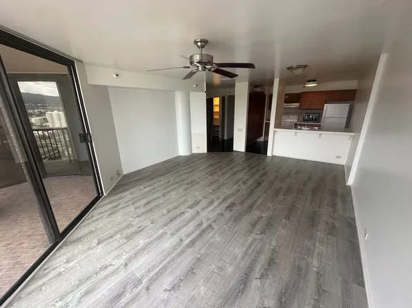 60 N Beretania St APT 2703, Honolulu, HI 96817