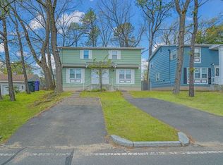 120-122 Slater Ave, Springfield, MA 01119