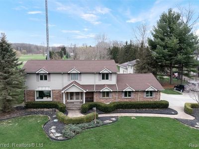 56655 Ten Mile Rd, South Lyon, MI, 48178