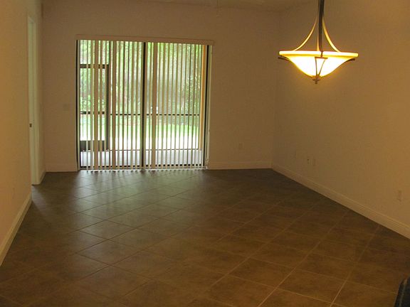 5th image of 13651 Julias Way APT 1411