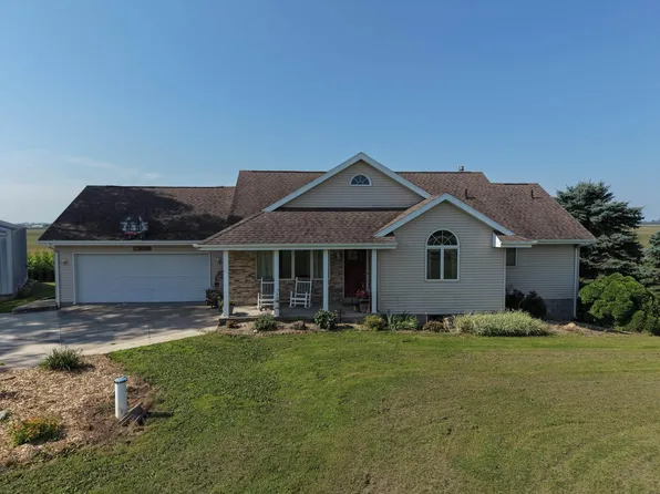19142 290th St, Parkersburg, IA 50665