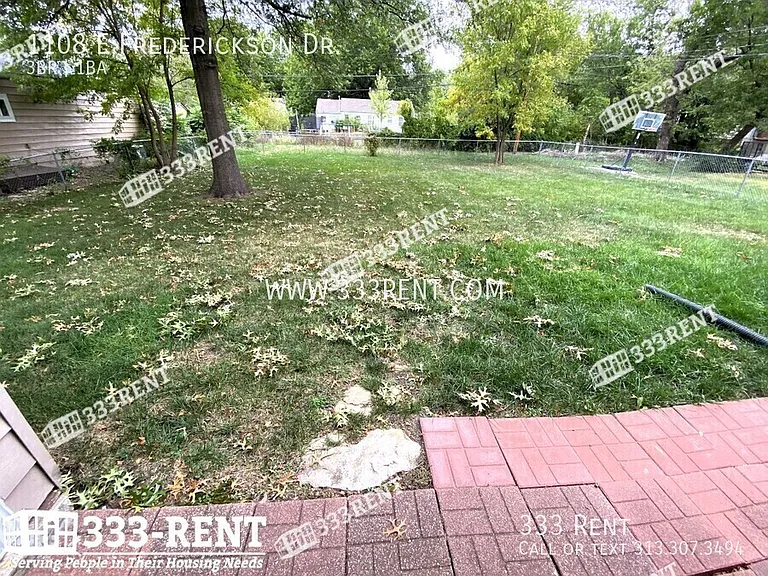 1108 E Fredrickson Dr — Photo 11