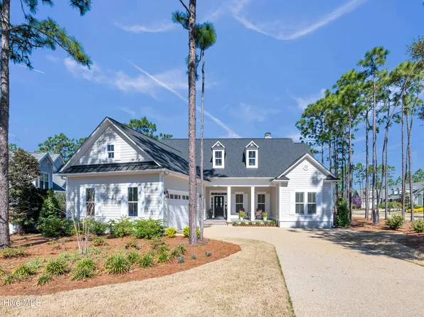 2742 Parkridge Drive, Southport, NC 28461