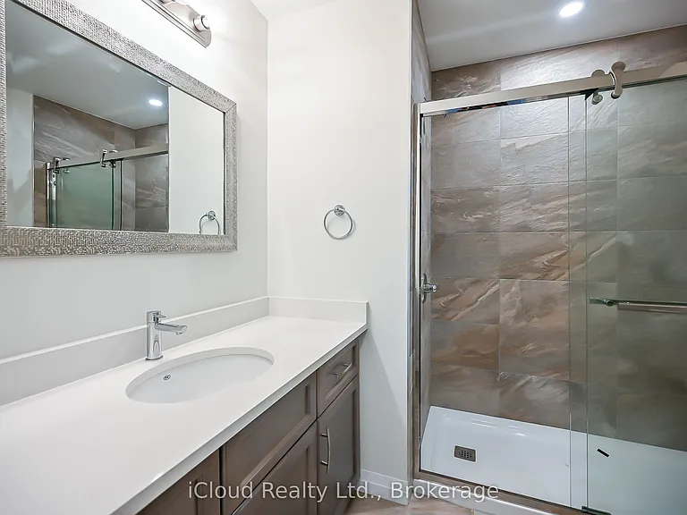 720 Grey St #58 — Photo 21