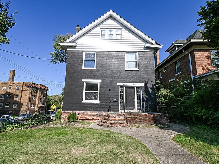 3280 Jefferson Ave #1 — Photo 17