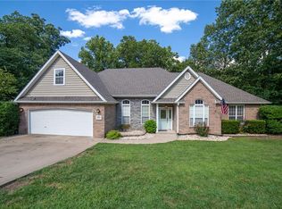 1103 Overlook Dr, Rogers, AR 72756