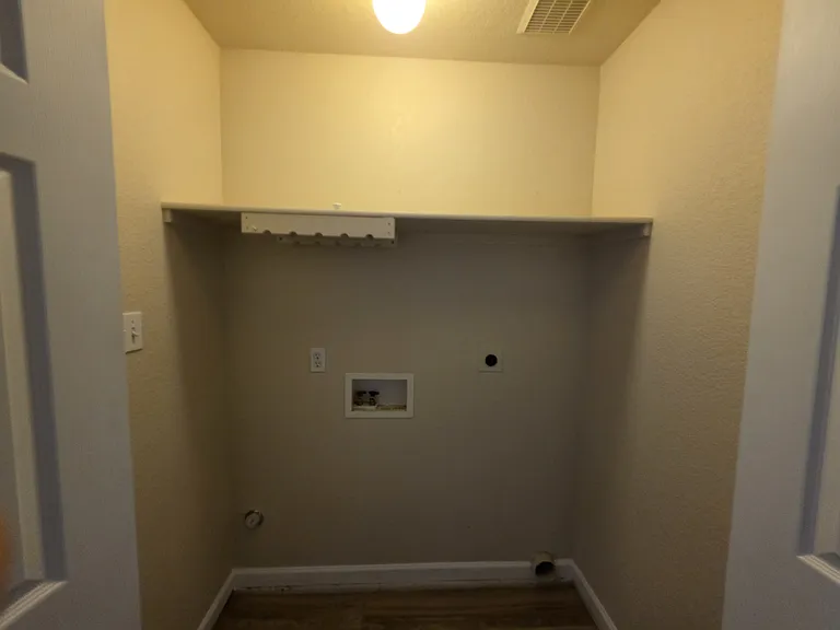 10320 S 10 1/2 E — Photo 11