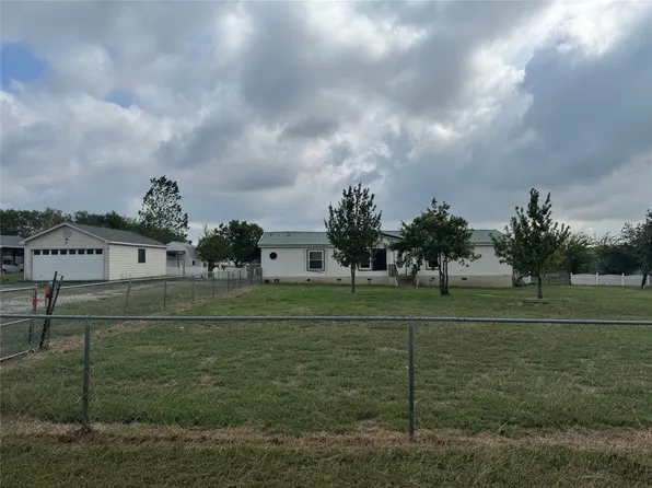 8531 Angus Dr, Justin, TX 76247
