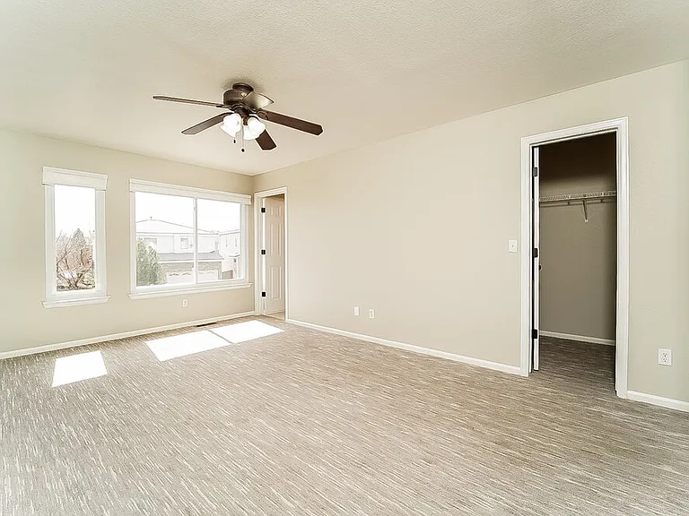 4483 Lyndenwood Point — Photo 10