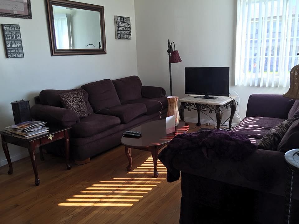 1st image of 3104 Jarvis St