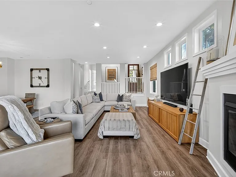 214 Avenida Montalvo #2 — Photo 3