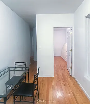 Rented by City Connections Realty | media 3