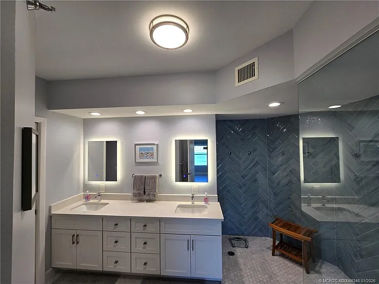 185 NE Edgewater Dr #5105 — Photo 22