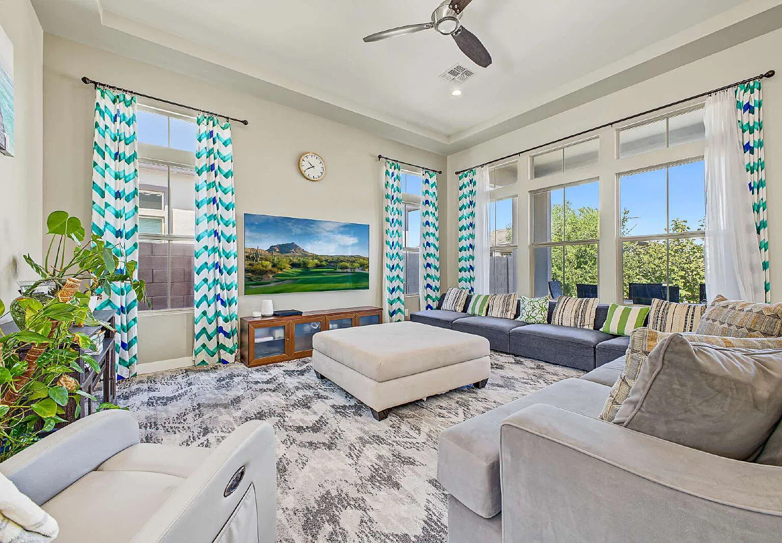 4 bed, 4.0 bath, 3650 sqft, $3,995 — Photo 1