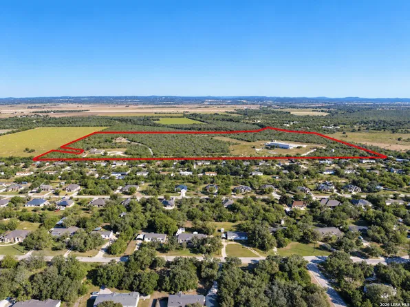 400 County Road 3821, San Antonio, TX 78253