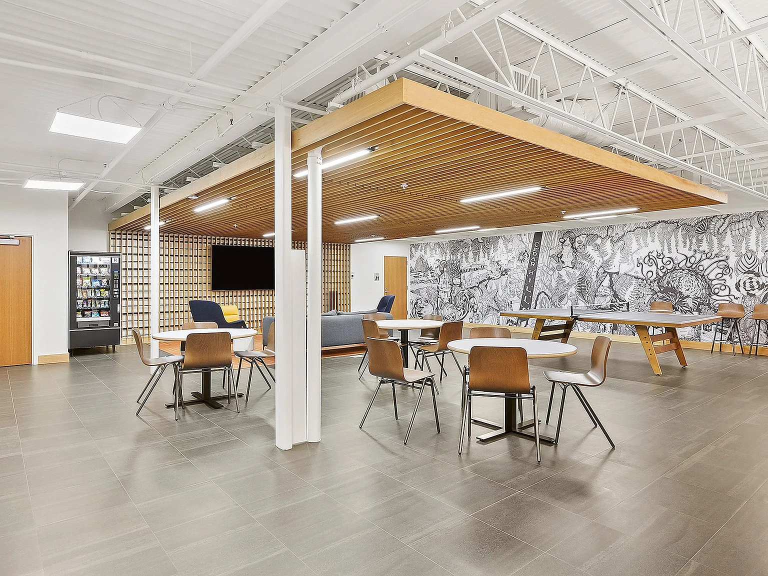 Cedar Hills — Photo 2
