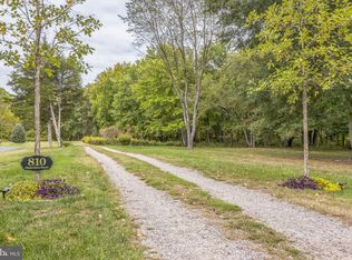 810 Mount Laurel Rd, Hainesport, NJ 08036