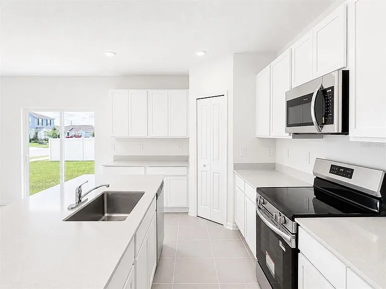 3602 Hardman Dr — Photo 6