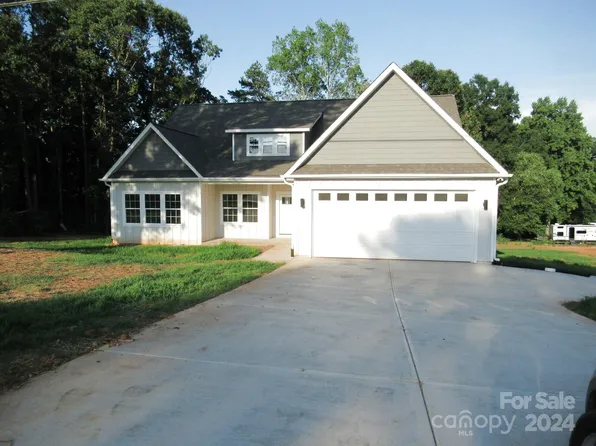 227 Golf Course Rd, Maiden, NC 28650