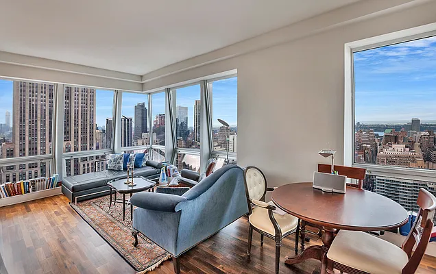 Rented by Hooli Homes New York Inc | media 12