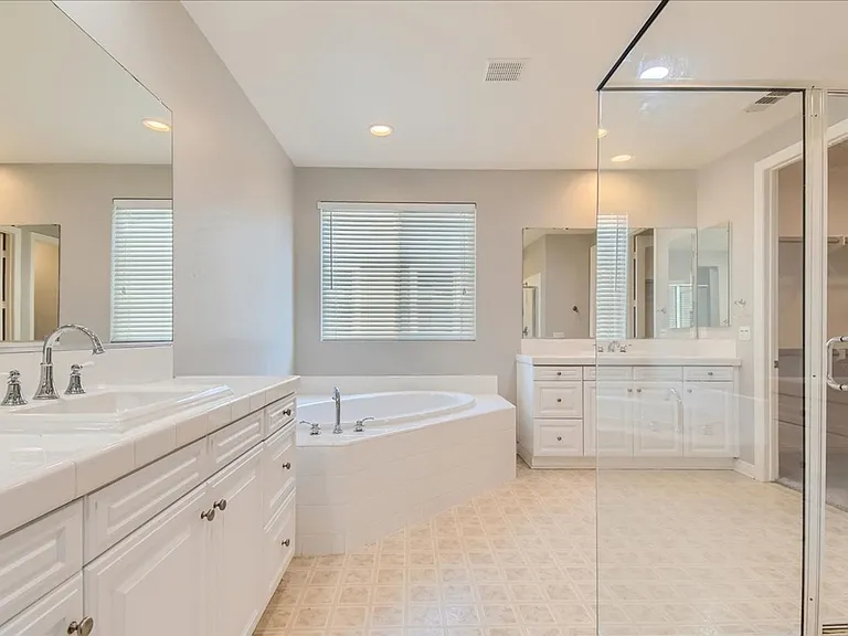 17246 Ralphs Ranch Rd — Photo 25