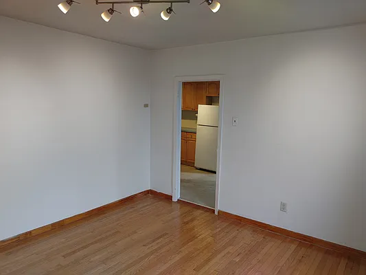 Rented by Brick Real Estate | media 10