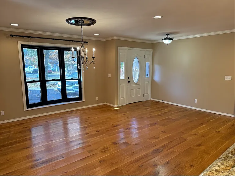 23 Howard Pl — Photo 2