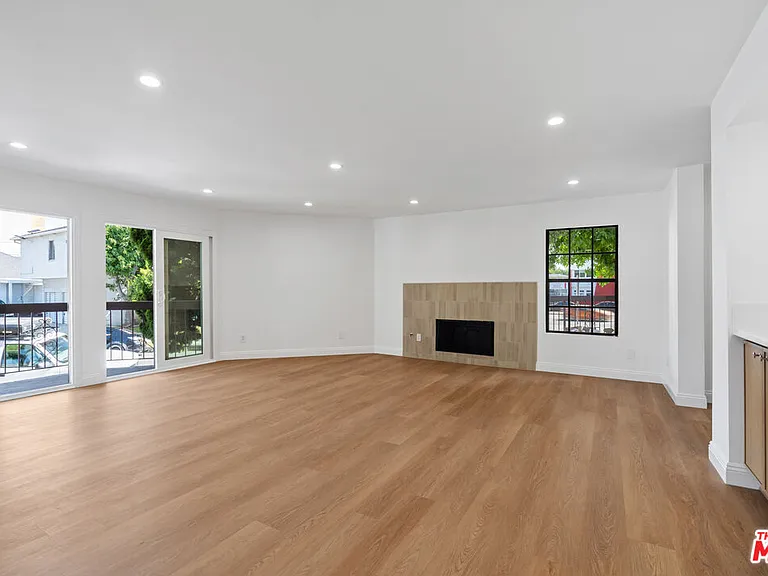 2541 Stoner Ave #1 — Photo 3