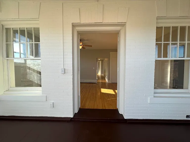 2716 Hennepin Ave S #31 — Photo 5