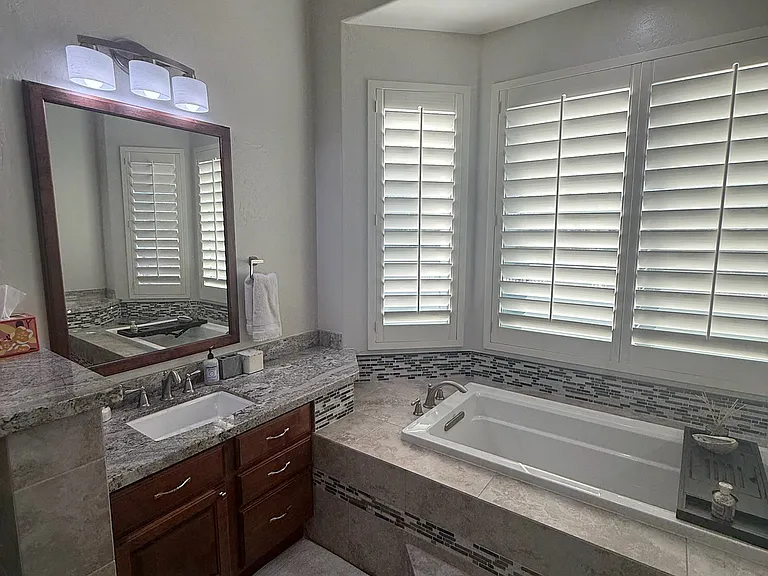 22410 N 46th Pl — Photo 12