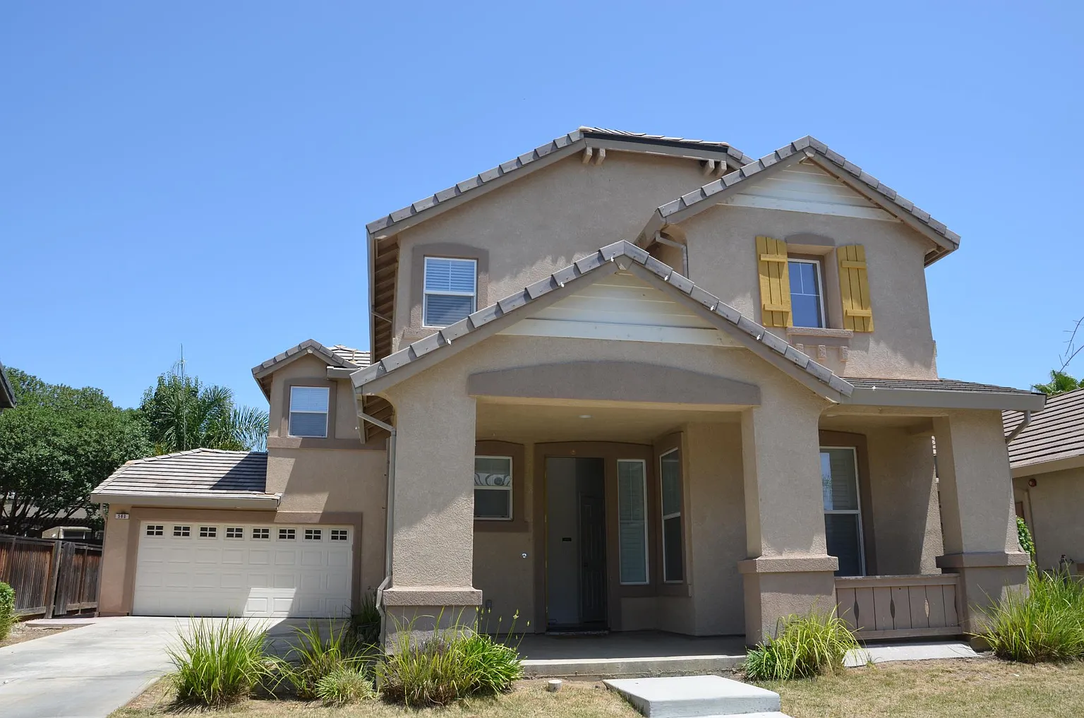580 Lott Dr photo 1