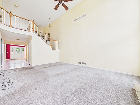 5th image of 1628 Trails End Ln
