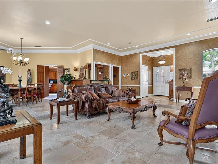 2335 Highlands Creek Rd — Photo 7
