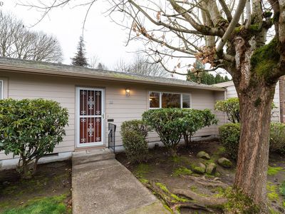 32 SE 52nd Ave, Portland, OR, 97215