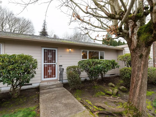 32 SE 52nd Ave, Portland, OR 97215