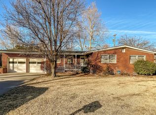 604 Newport Rd, Hutchinson, KS 67502